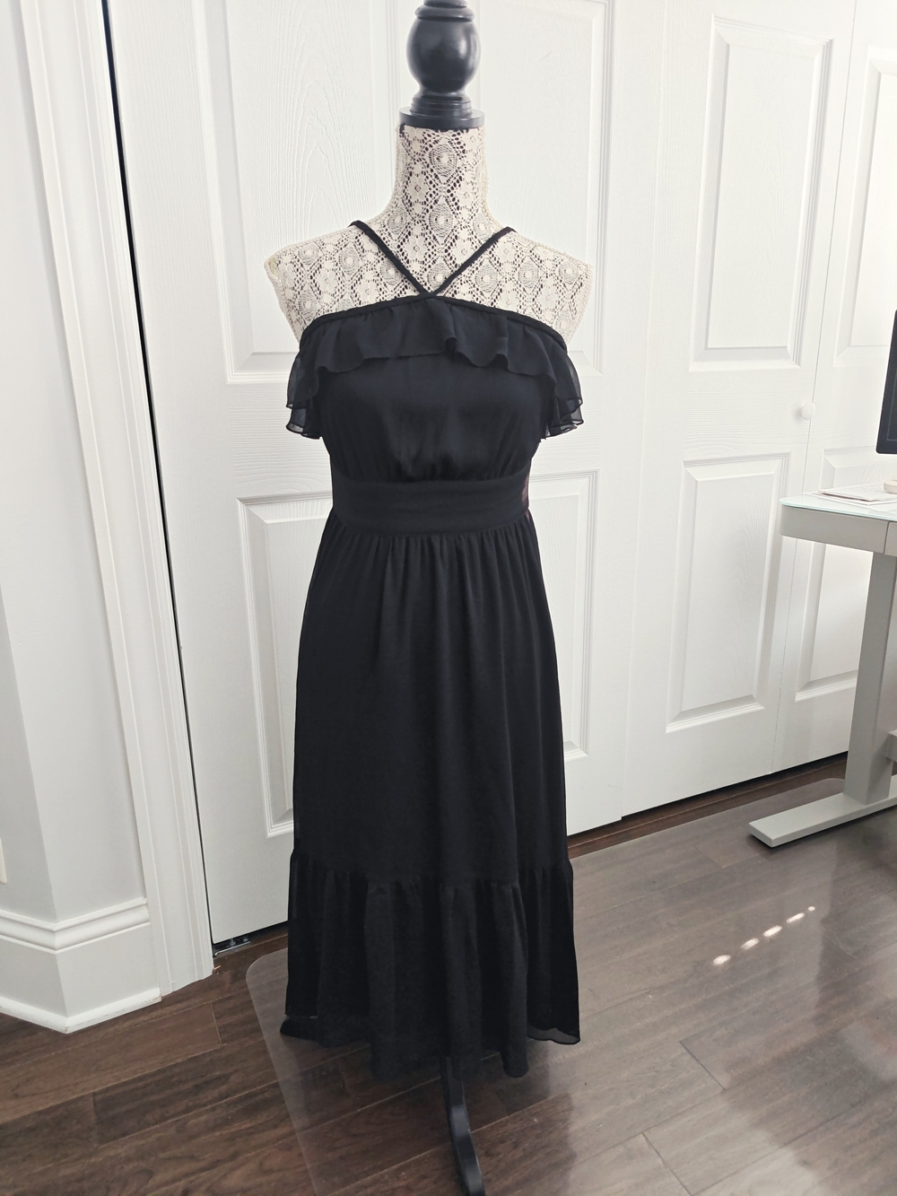 Guess Black Ruffle Halter Maxi Dress Size 5 Small